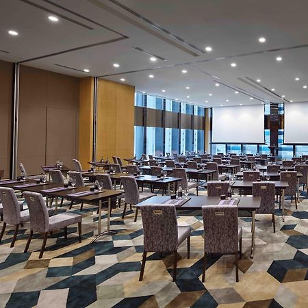 Sofitel Singapore City Centre Exterior photo
